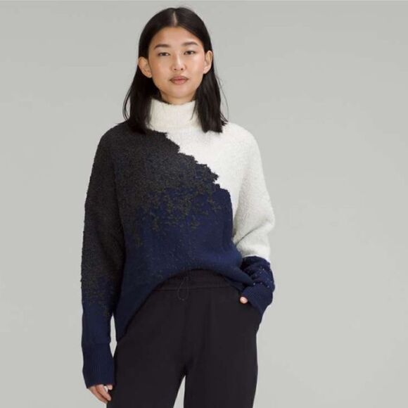 Lululemon Ombré Knit Textured Wool Blend Turtleneck Sweater | SZ 12 Bone/Blue - Picture 1 of 16